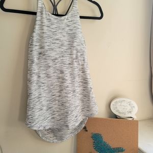 Lululemon Heather Gray workout top with crossback design | Size 2